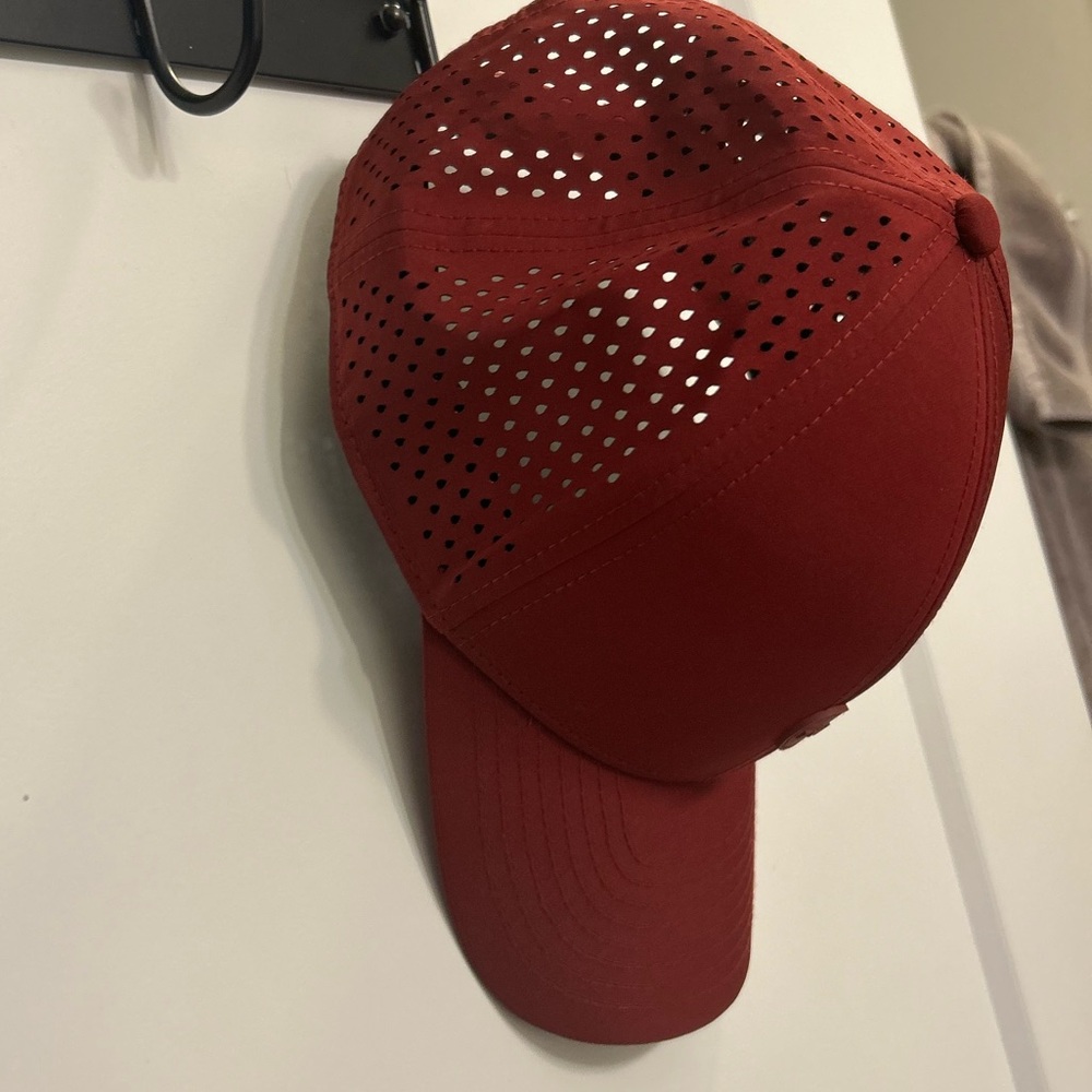 Zyia Active Vortex Snapback Maroon Hat - image 5